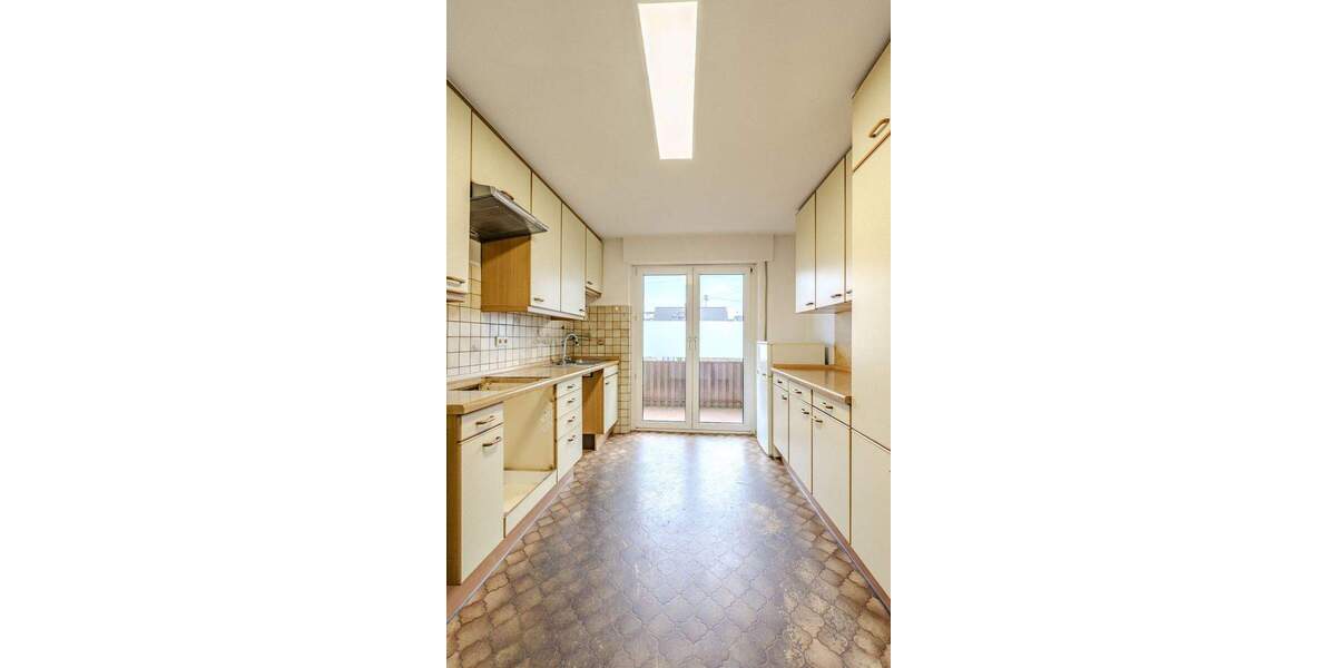 Mehrfamilienhaus, Wohnhaus Sindelfingen / Maichingen Maichingen - 8 Zimmer, 145 m&sup2;, 695.000&euro; | Angebot:25746135