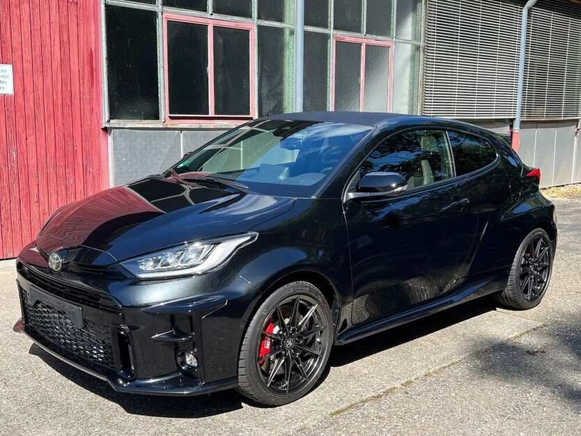 Yaris