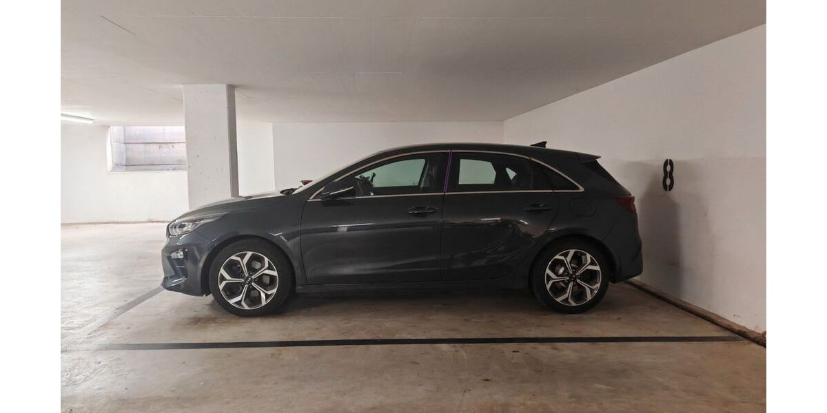 Kia ceed / Ceed 61.700 km 18.600 &euro; Remseck am Neckar 71686