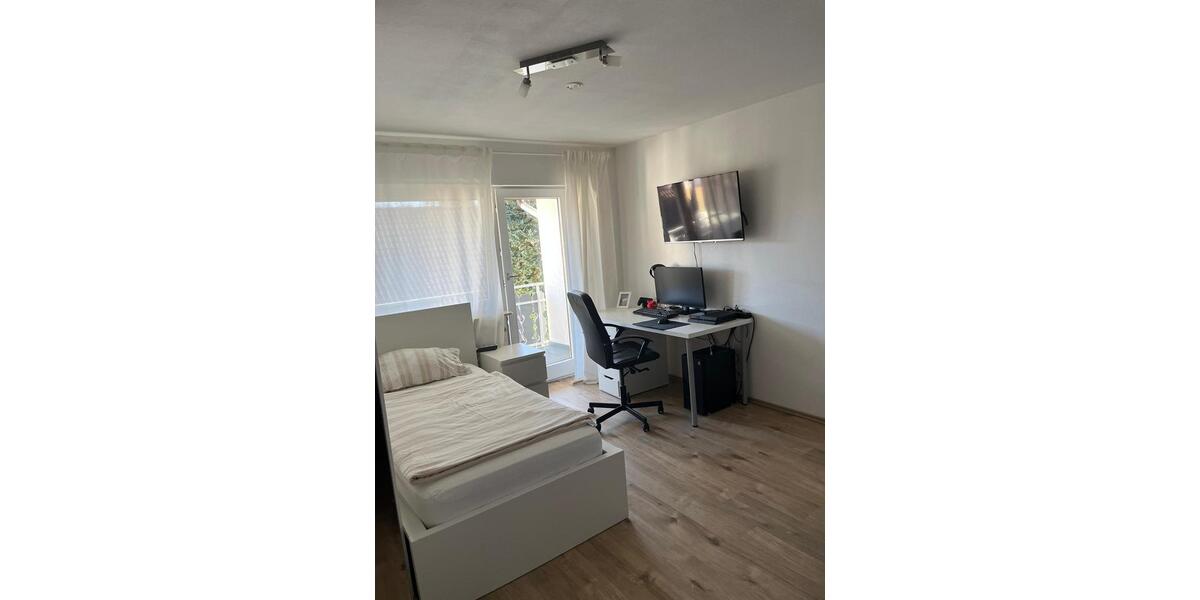 Reihenhaus Schömberg - 7 Zimmer, 160 m&sup2;, 535.000&euro; | Angebot:24661123