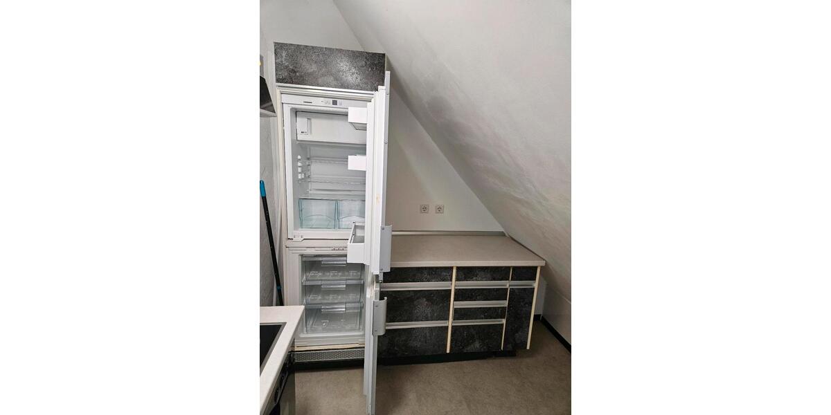 Dachgeschoßwohnung Stuttgart Neuwirtshaus - 2 Zimmer, 84 m&sup2;, 636&euro; | Angebot:25967867