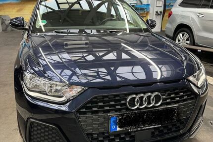 Audi A1 65.000 km 17.000 € Stuttgart 70192