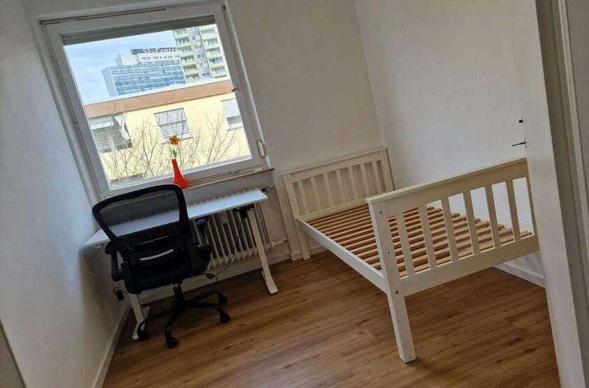 WG-Zimmer in Stuttgart 600 € 9 m² zimmer