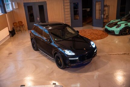 Porsche Cayenne 129.700 km 44.900 € Reutlingen 72766