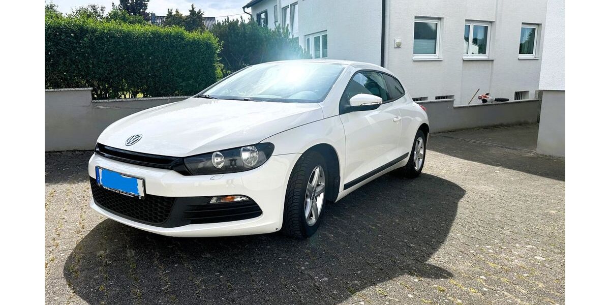 VW Scirocco 128.000 km 7.999 &euro; Leinfelden-Echterdingen 70771