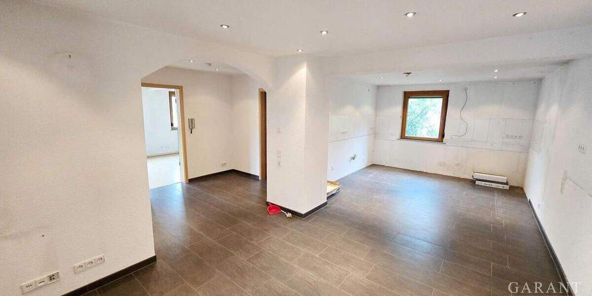 Mehrfamilienhaus, Wohnhaus Stuttgart Rohracker - 7 Zimmer, 198 m&sup2;, 1.000.000&euro; | Angebot:25781215