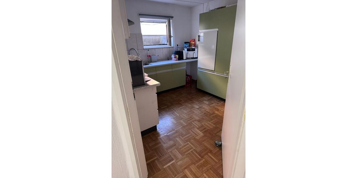 Etagenwohnung Reutlingen Altenburg - 2 Zimmer, 64 m&sup2;, 180.000&euro; | Angebot:24371377