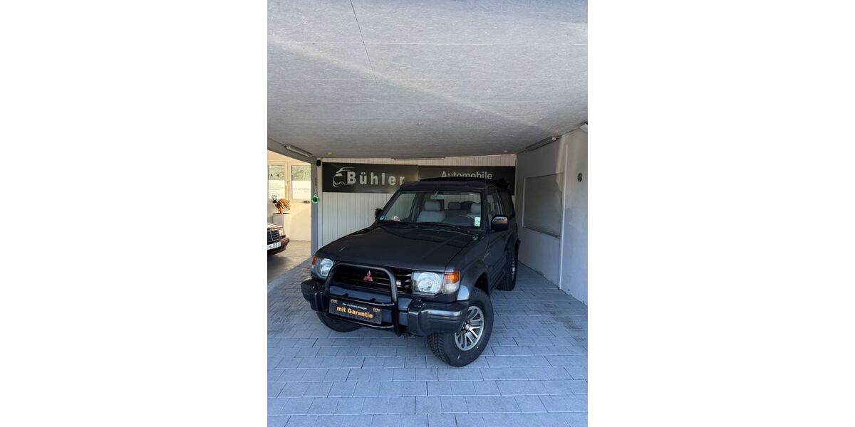 Mitsubishi Pajero 122.000 km 14.990 &euro; Tübingen 72072