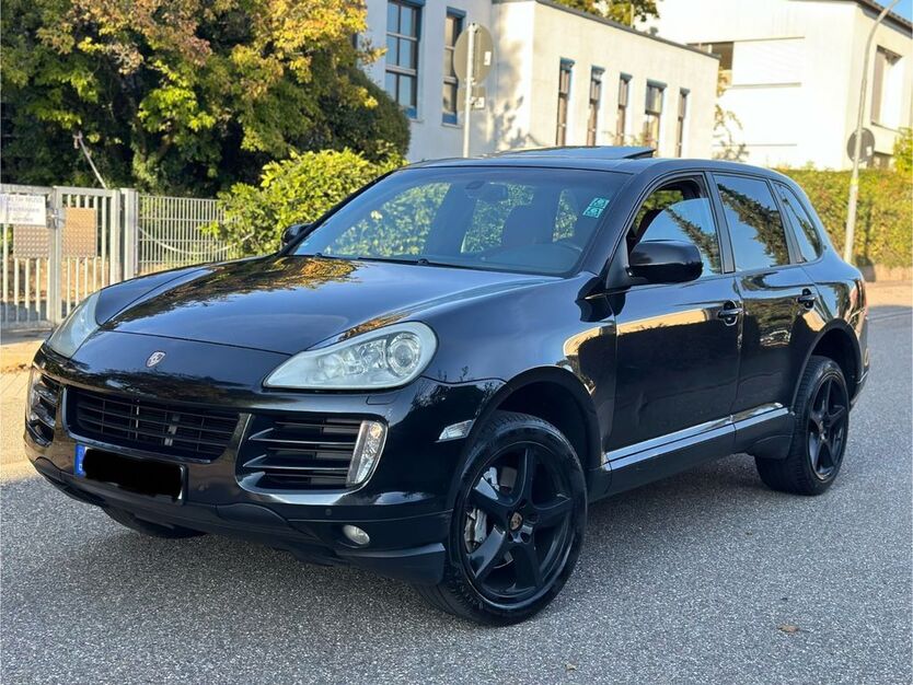 Porsche Cayenne 255.000 km 8.000 € Pforzheim 75177