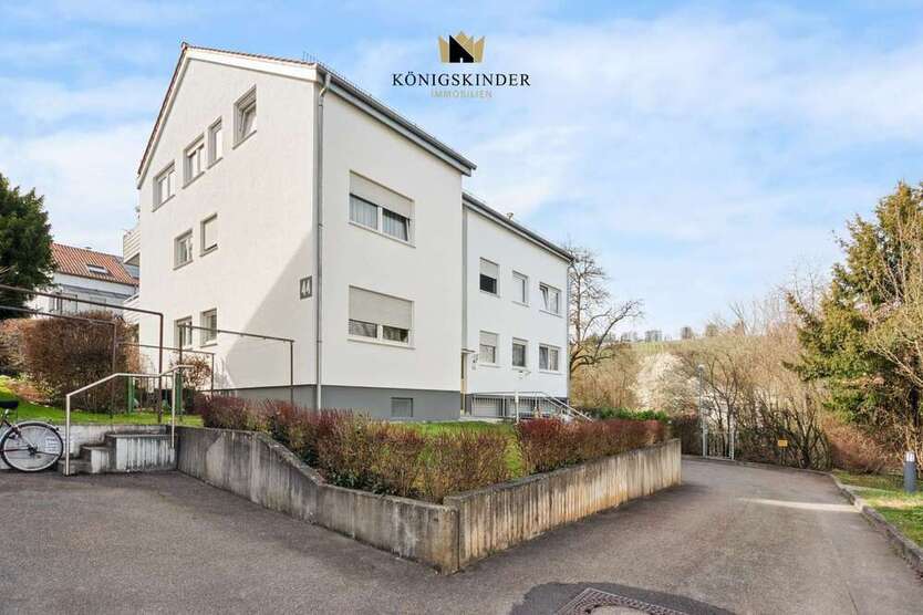 Wohnung zum Kaufen in Stuttgart 230.000 € 52 m²