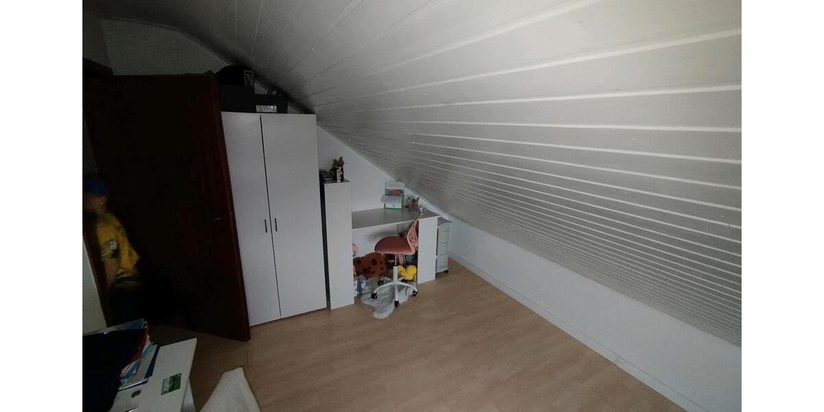 Doppelhaushälfte Wiernsheim - 5 Zimmer, 120 m&sup2;, 1.250&euro; | Angebot:27617807