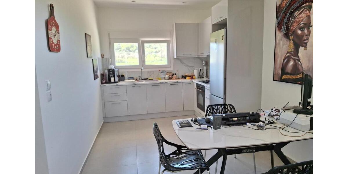 Mehrfamilienhaus, Wohnhaus Stuttgart Luginsland - 4 Zimmer, 120 m&sup2;, 179.000&euro; | Angebot:25902737