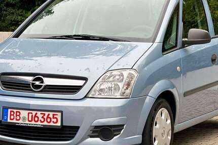 Opel Meriva 155.000 km 2.490 € Waldenbuch 71111
