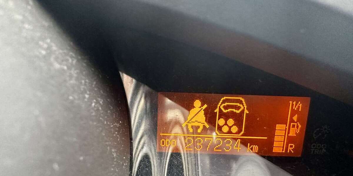 Toyota Verso 238.000 km 4.600 &euro; Ostfildern 73760