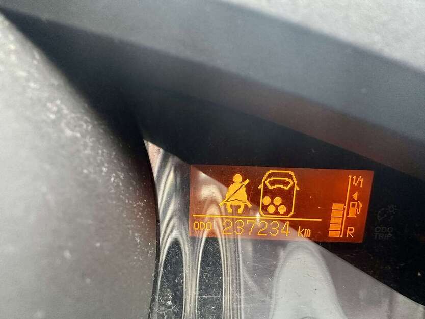 Toyota Verso 238.000 km 4.600 € Ostfildern 73760