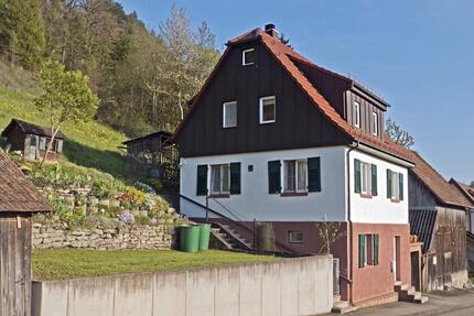 Haus Nagold - 7 Zimmer, 99 m&sup2;, 348.000&euro; | Angebot:25858427