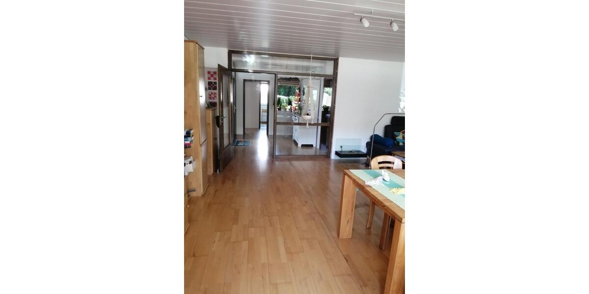 Hochparterre Filderstadt - 4 Zimmer, 110 m&sup2;, 430.000&euro; | Angebot:25026233