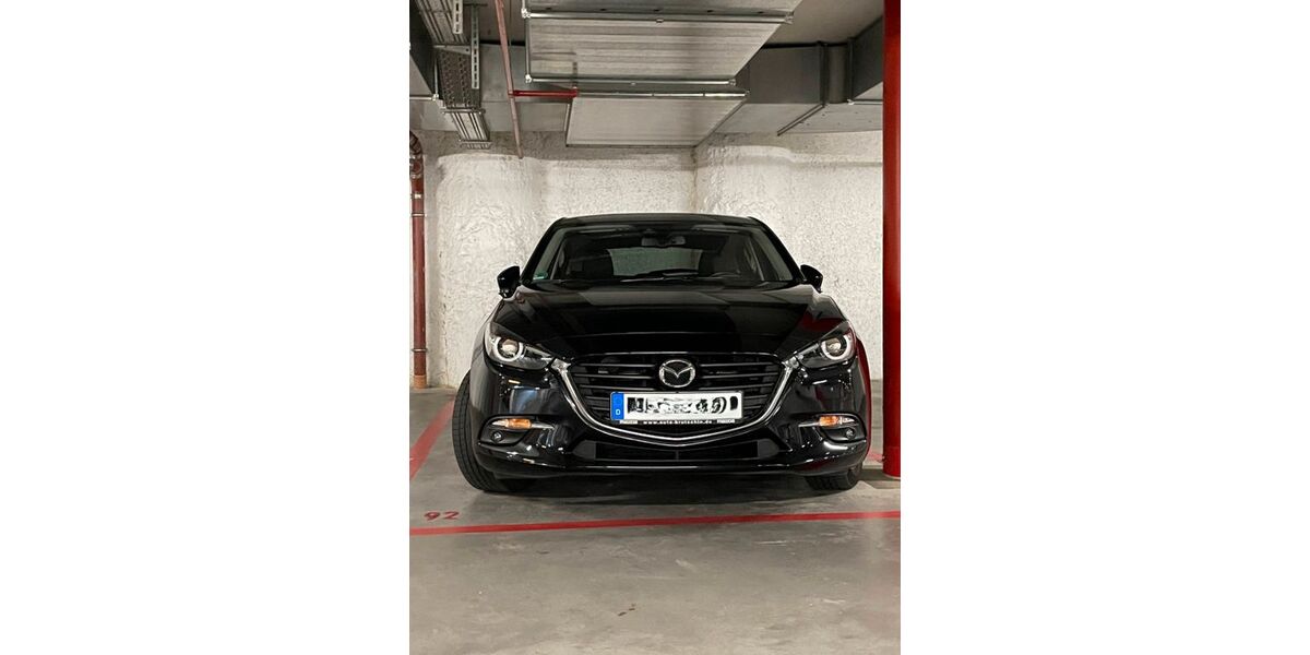 Mazda 3 90.000 km 12.600 &euro; Stuttgart 70173