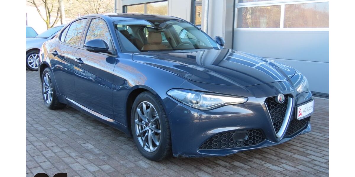 Alfa Romeo Giulia 139.000 km 13.990 &euro; Stuttgart 70329