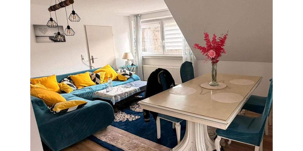 Etagenwohnung Wildberg - 3 Zimmer, 90 m&sup2;, 1.100&euro; | Angebot:25768036