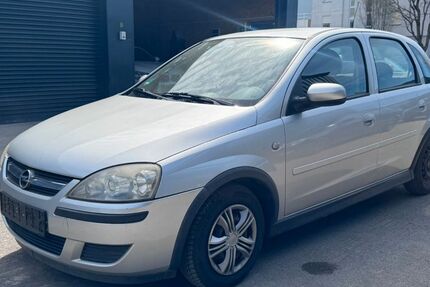 Opel Corsa 151.479 km 999 &euro; Korntal-Münchingen 70825