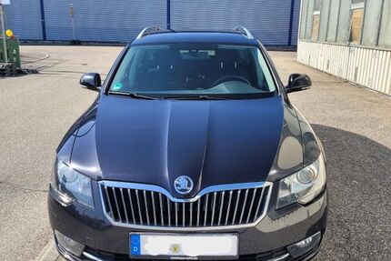 Skoda Superb 245.000 km 5.899 &euro; Leonberg 71229
