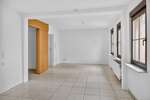 Seltene Gelegenheit: Gepflegtes 3-Familienhaus in Top-Wohnlage - Mehrfamilienhaus, Wohnhaus Stuttgart Zuffenhausen | Angebot:27083597
