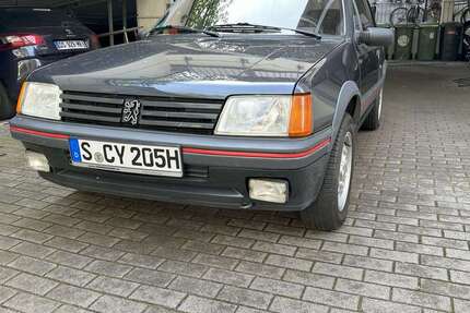 Peugeot 205 70.000 km 13.000 € Stuttgart 70176