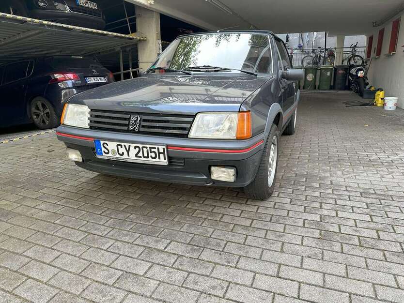 Peugeot 205 70.000 km 13.000 € Stuttgart 70176