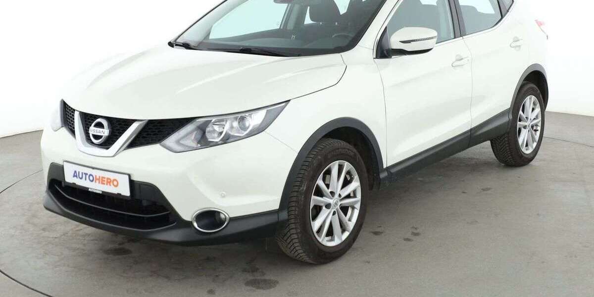 Nissan Qashqai 102.211 km 10.320 &euro; Stuttgart 70195