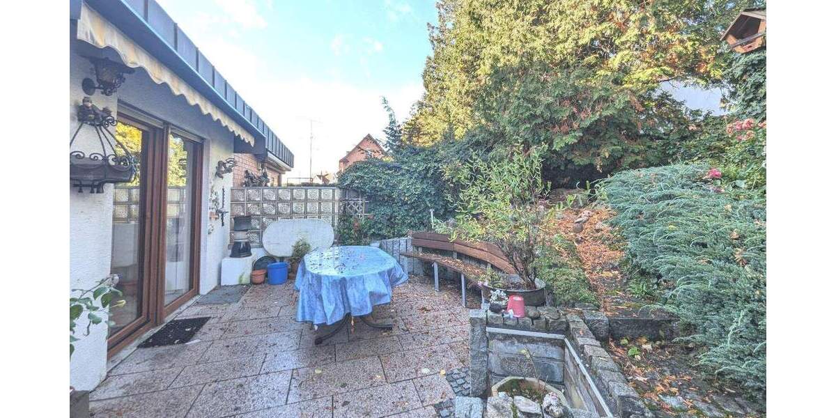 Doppelhaushälfte Böblingen - 4 Zimmer, 130 m&sup2;, 465.000&euro; | Angebot:24528832