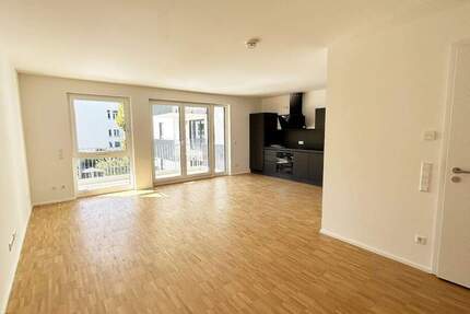 Wohnung Stuttgart Untertürkheim - 2 Zimmer, 70 m&sup2;, 1.280&euro; | Angebot:25769468