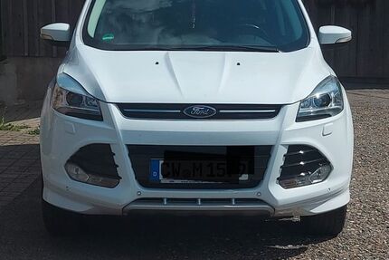 Ford Kuga 126.000 km 8.700 &euro; Bad Teinach 75385