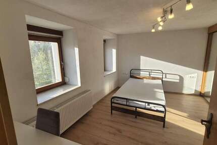 Haus Pforzheim - 6 Zimmer, 155 m&sup2;, 390.000&euro; | Angebot:26002445