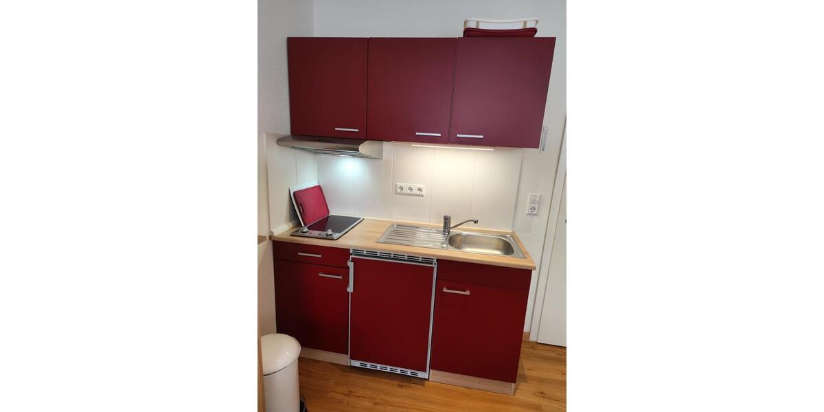 Hochparterre Sachsenheim - 1 Zimmer, 24 m&sup2;, 490&euro; | Angebot:25965686