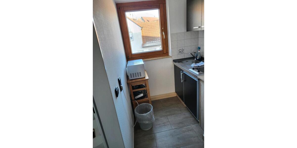 Etagenwohnung Böblingen - 1 Zimmer, 34 m&sup2;, 1.100&euro; | Angebot:24627406