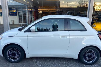 Fiat 500e 11.100 km 23.990 € Asperg 71679