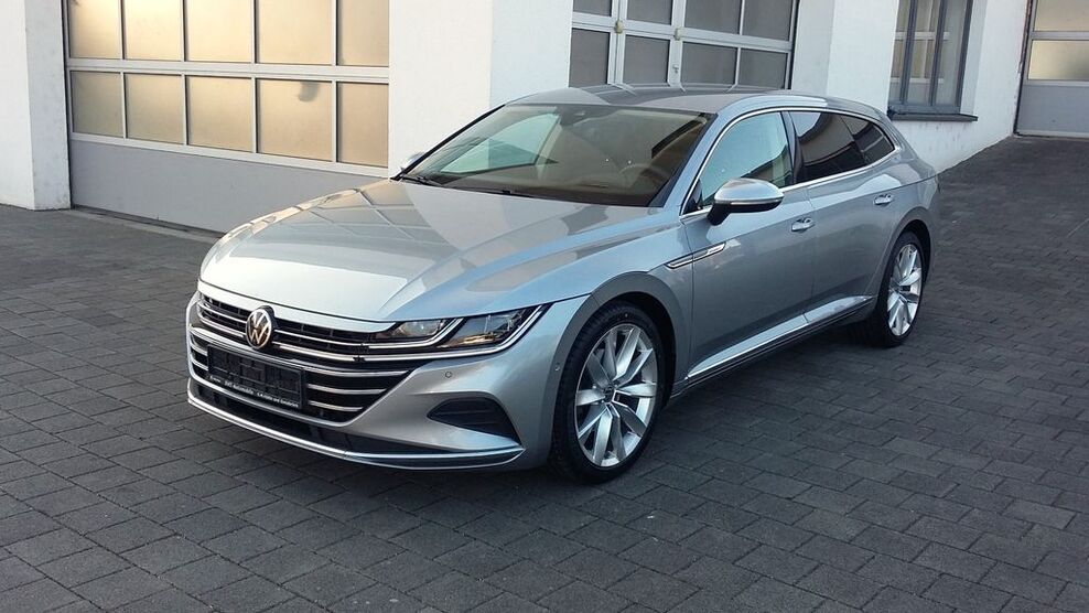 VW Arteon 165.000 km 21.690 € Metzingen 72555