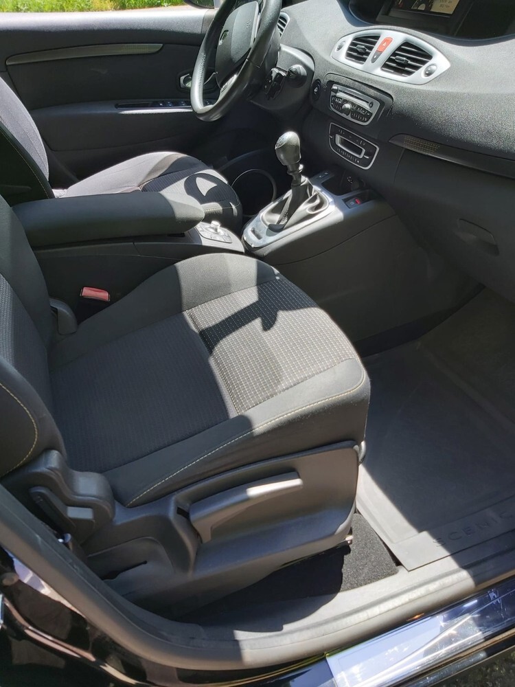 Renault Scenic 58.000 km 5.800 € Böblingen 71032