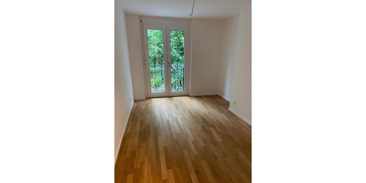 Etagenwohnung Esslingen am Neckar Hegensberg - 4 Zimmer, 84 m&sup2;, 1.480&euro; | Angebot:24588087