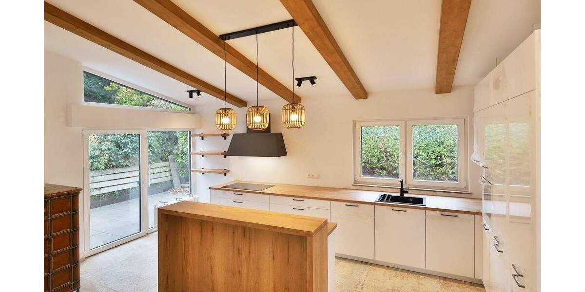 Doppelhaushälfte Leonberg - 5 Zimmer, 175 m&sup2;, 2.740&euro; | Angebot:25358261