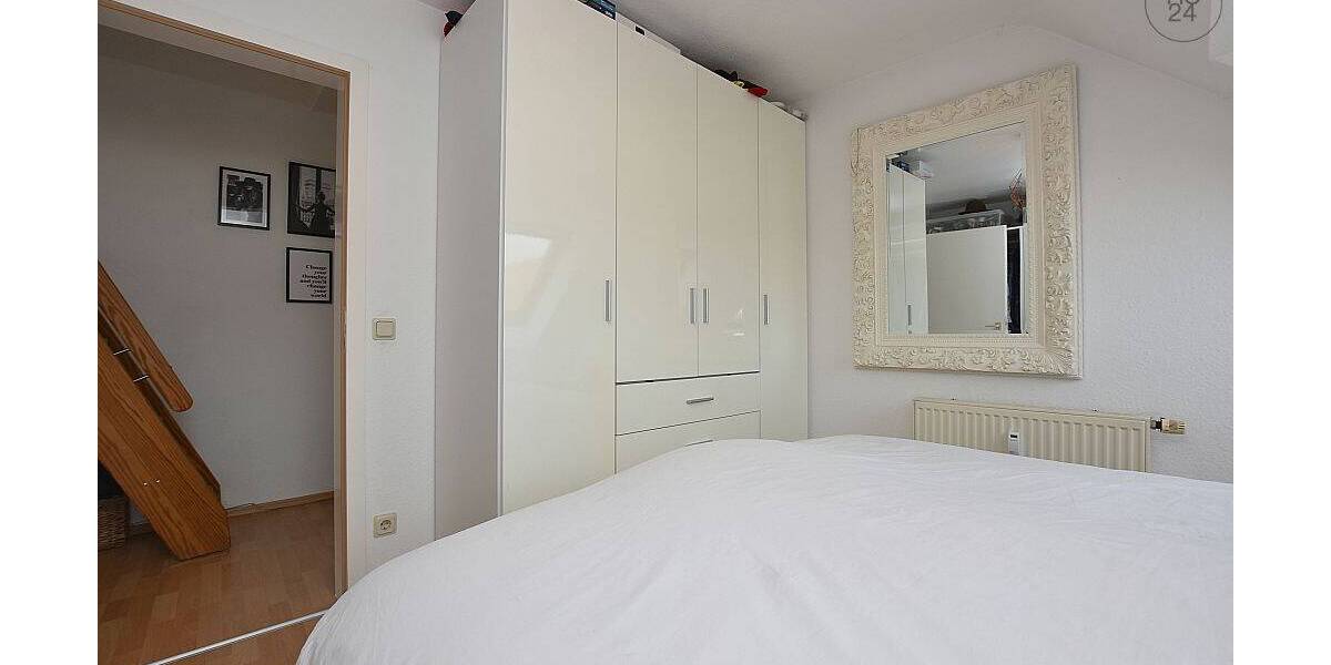 Etagenwohnung Stuttgart Untertürkheim - 2 Zimmer, 70 m&sup2;, 1.390&euro; | Angebot:26627287