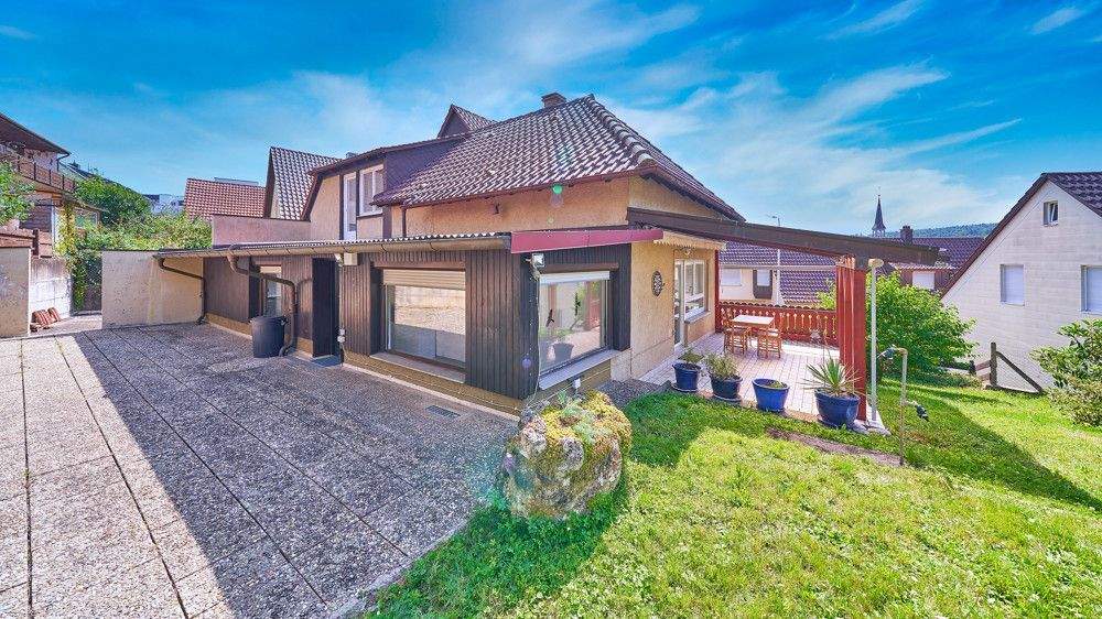 Einfamilienhaus Niefern-Öschelbronn / Öschelbronn Öschelbronn - 6 Zimmer, 166 m&sup2;, 429.000&euro; | Angebot:25697224