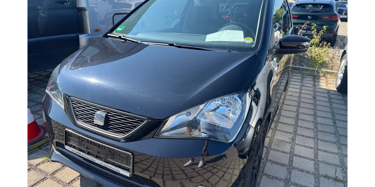 Seat Mii 77.500 km 5.300 &euro; Fellbach 70736