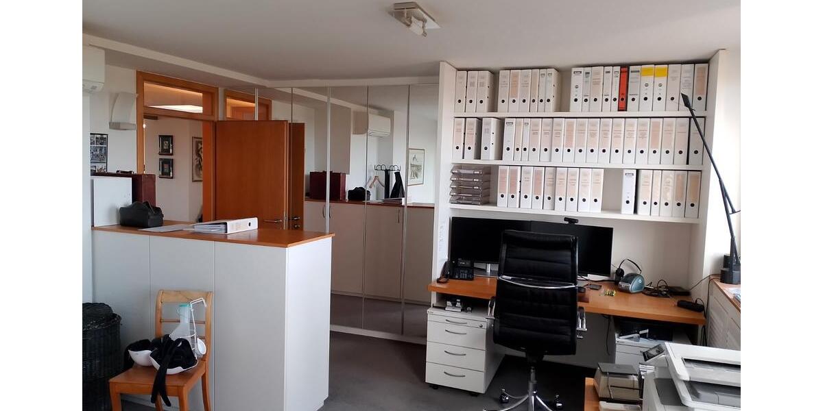 Einfamilienhaus Stuttgart Birkach - 3 Zimmer, 150 m&sup2;, 2.100&euro; | Angebot:25998760