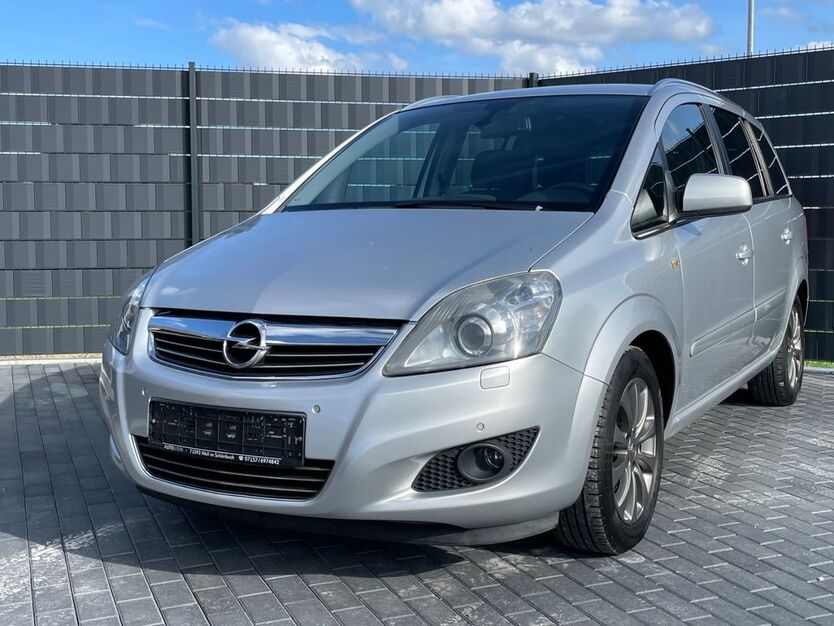 Opel Zafira 177.000 km 3.990 € Weil im Schönbuch 71093