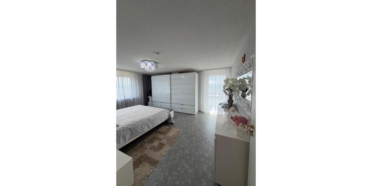 Etagenwohnung Reutlingen Reutlingen-Betzingen - 4.5 Zimmer, 126 m&sup2;, 365.000&euro; | Angebot:25943098