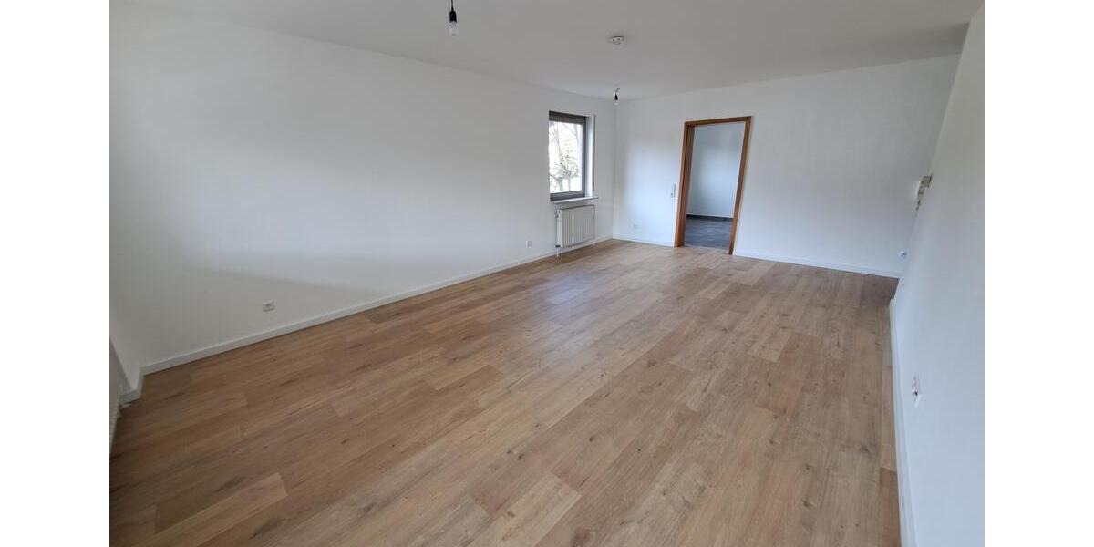 Etagenwohnung Esslingen am Neckar Hegensberg - 2.5 Zimmer, 68 m&sup2;, 870&euro; | Angebot:25287122