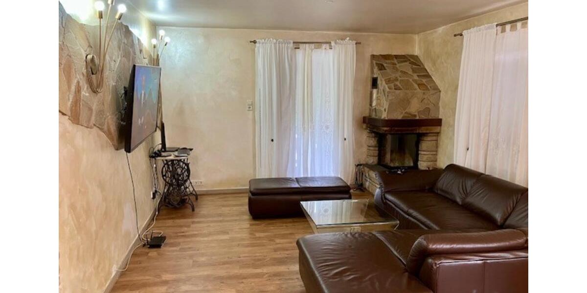 Maisonettenwohnung Metzingen - 5 Zimmer, 152 m&sup2;, 1.800&euro; | Angebot:24142093