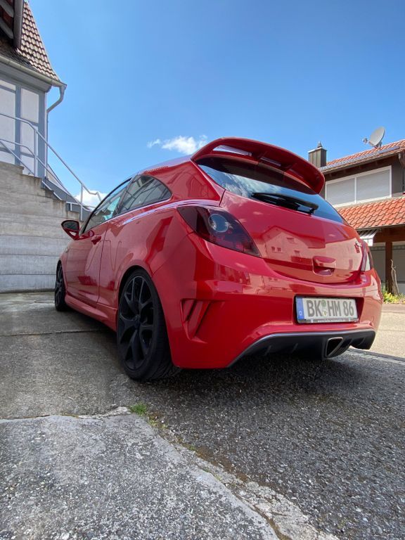 Opel Corsa 195.200 km 5.990 € Fellbach 70736